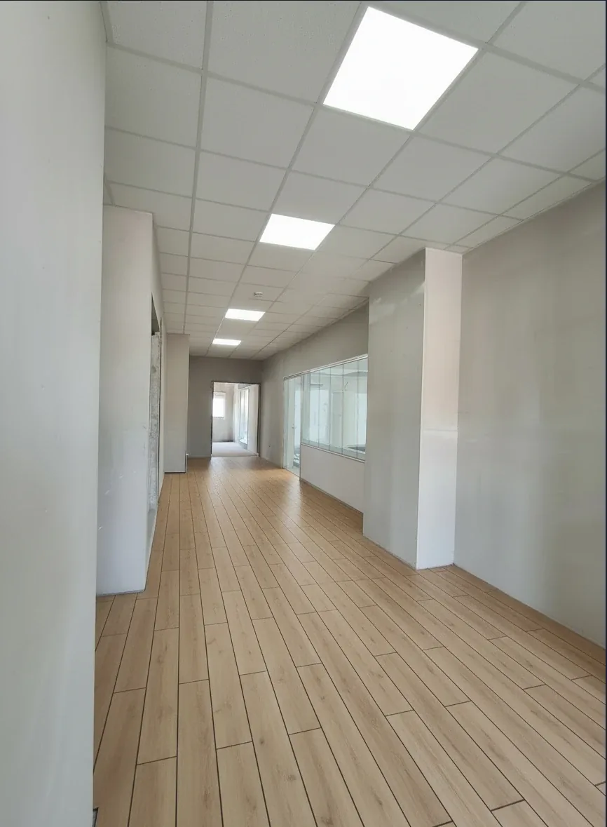 Photo du couloir vide avant rendu